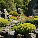 Апартаменты Zen Garden Resort,